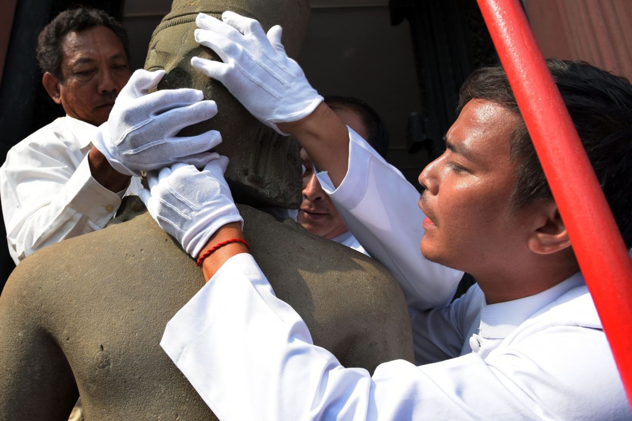 The head was taken from a Cambodian temple 130 years ago.