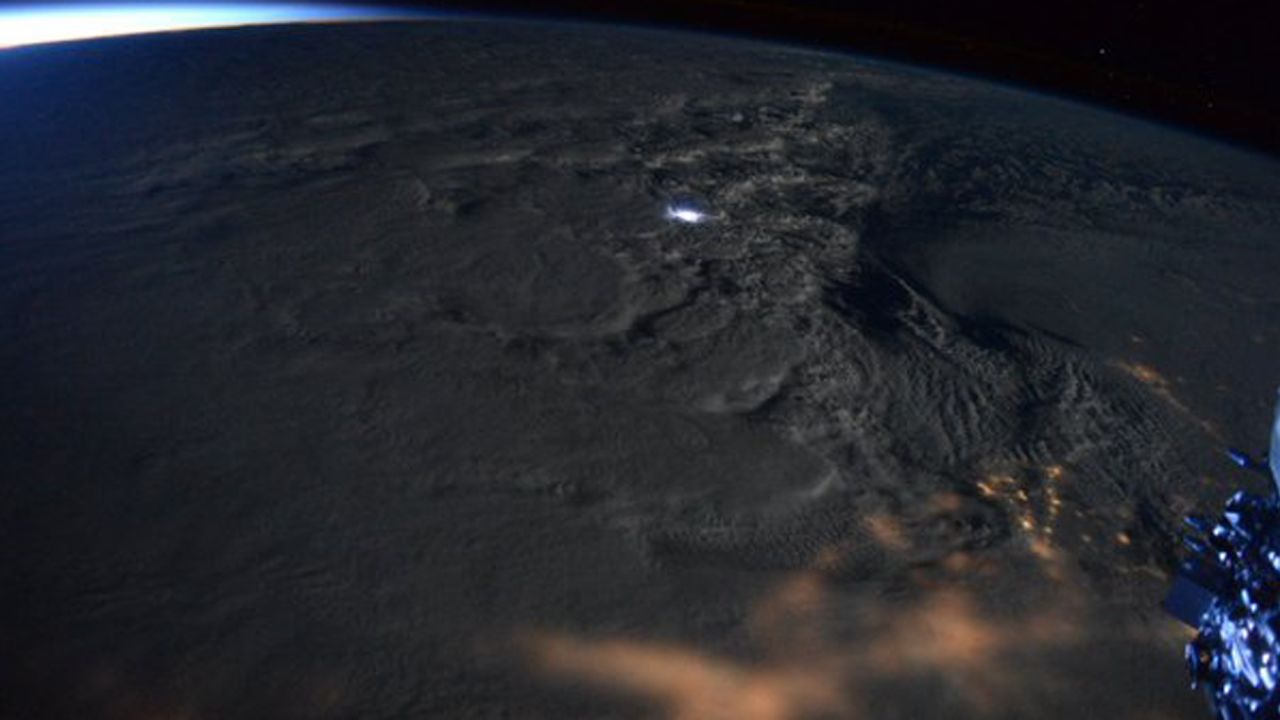 Thundersnow visible from space during a 2016 winter storm.