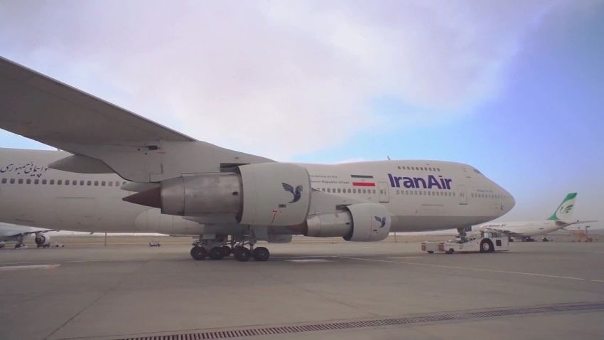 iran planes tourism oil_00000521