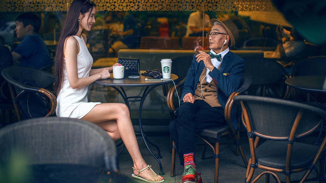 After spending his whole life tending rice paddies, Ding Bingcai has long dreamed of visiting Beijing.