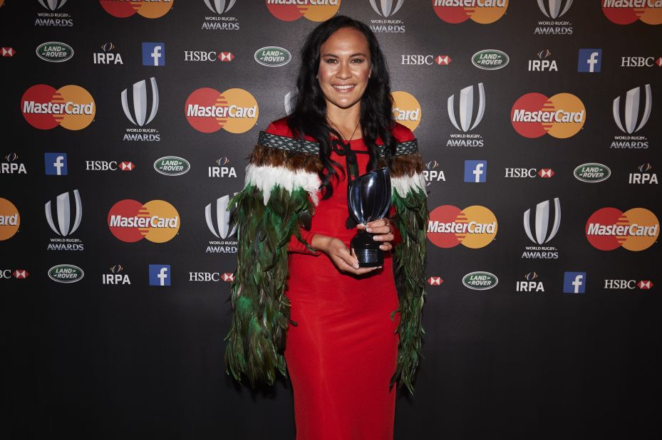 In November 2015, Woodman was named the world's top women's sevens player. She received her coveted prize the day after the men's All Blacks won the Rugby World Cup final at Twickenham. 