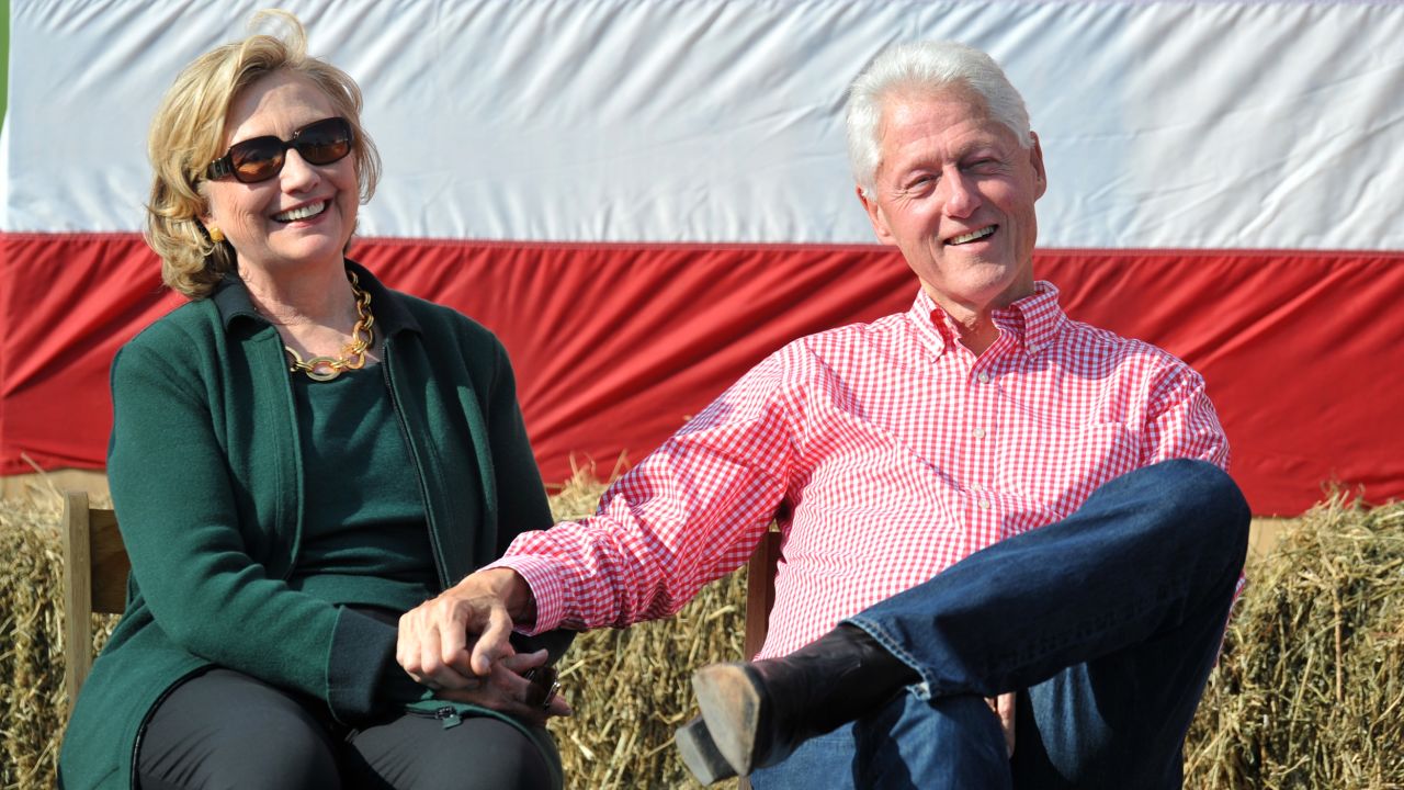 Bill and Hillary Clinton in Iowa 2014