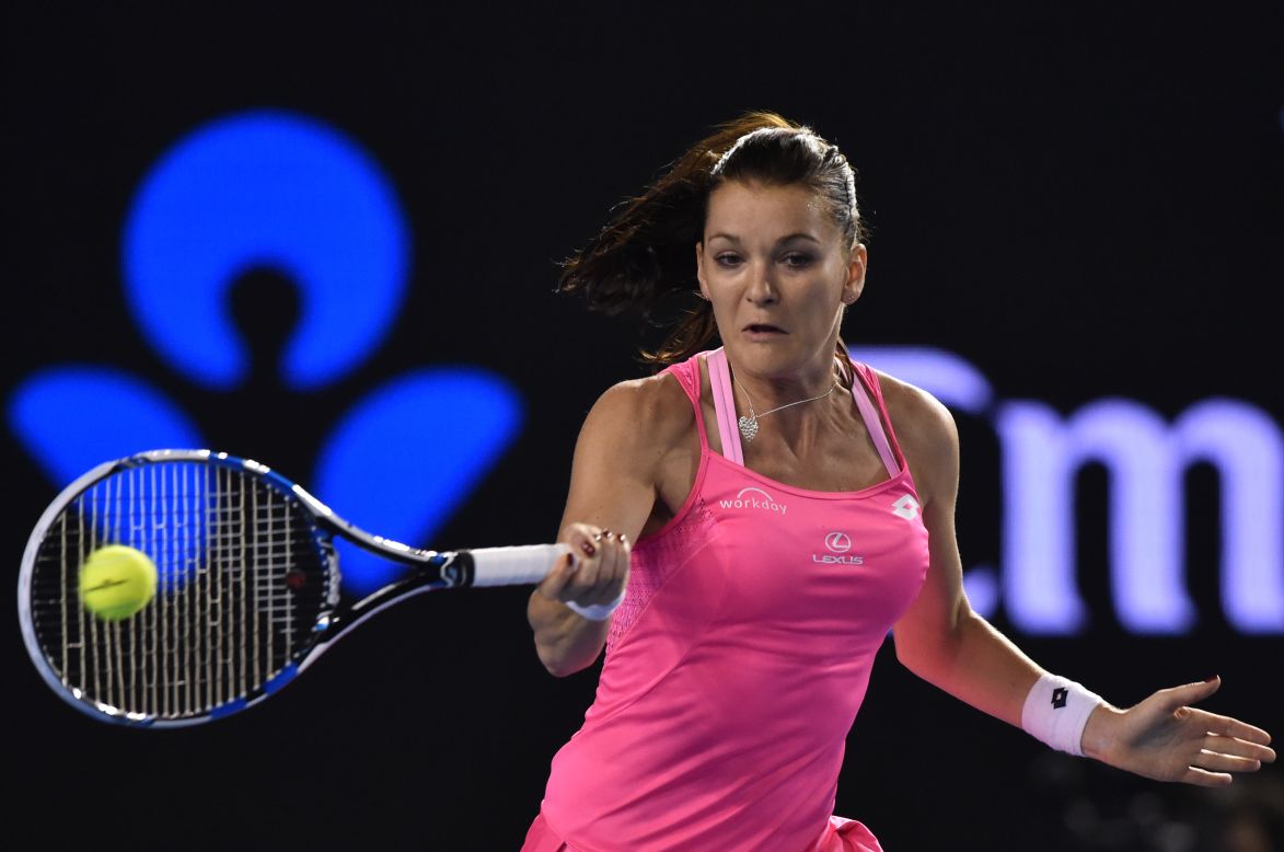 Fourth seed Radwanska was unable to win a single game in an opening set that lasted a mere 20 minutes. The Pole came back from a break down in the second set to lead 4-3, but lost her serve at 4-4 as Williams regained control.