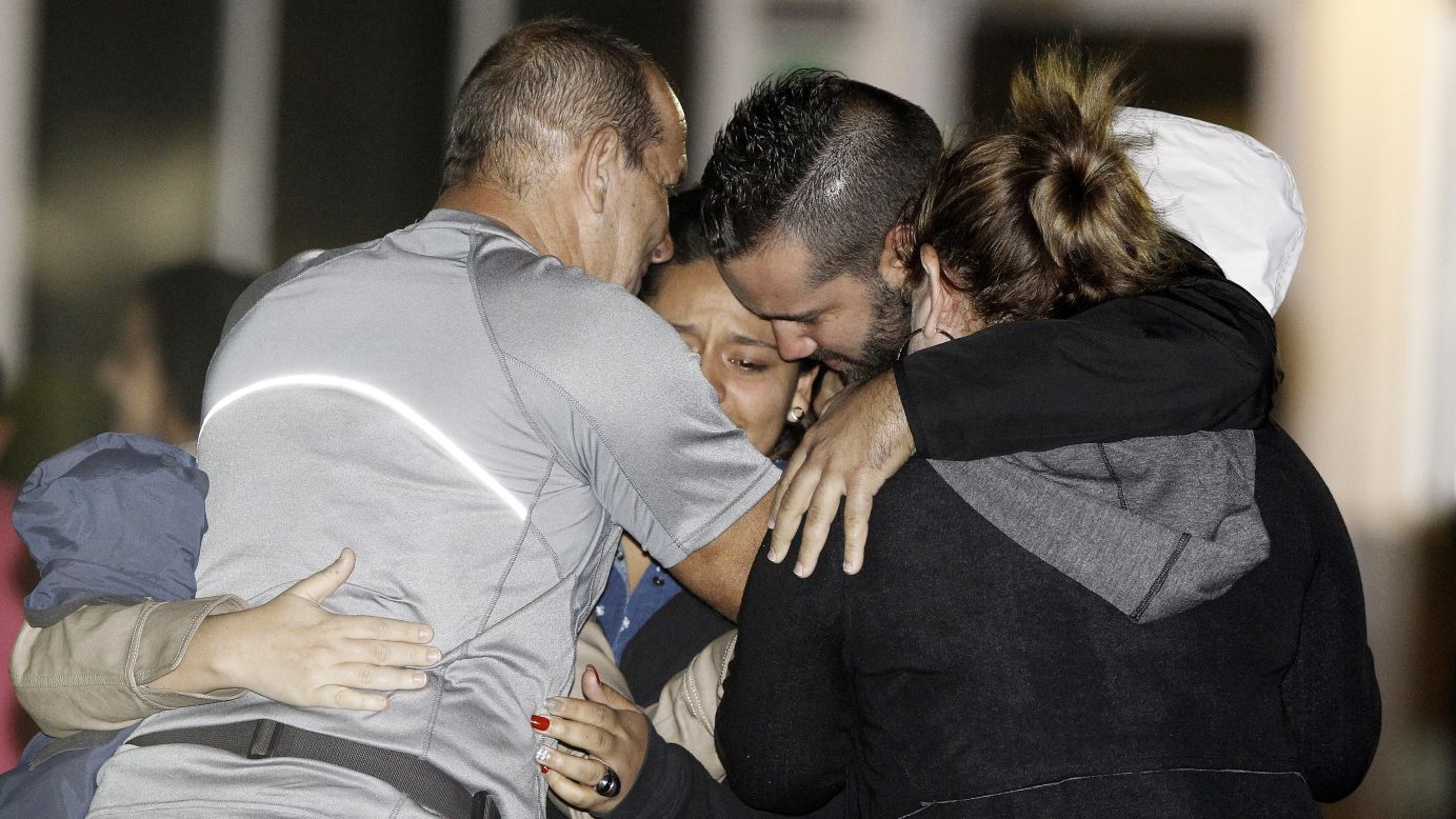Survivors of a capsized tourist boat embrace their relatives at an airport in Alajuela, Costa Rica, on Sunday, January 24. The "Caribbean Queen" was carrying 32 people <a href="http://www.cnn.com/2016/01/24/americas/nicaragua-boat-capsizes/" target="_blank">when it capsized</a> off the coast of Nicaragua. At least 13 people were killed, officials said.