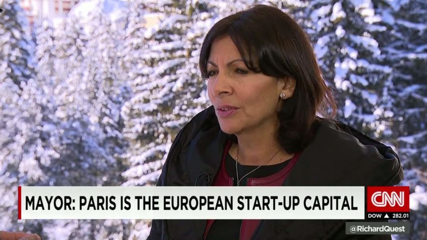 exp Richard Quest Anne Hidalgo Davos _00002001.jpg