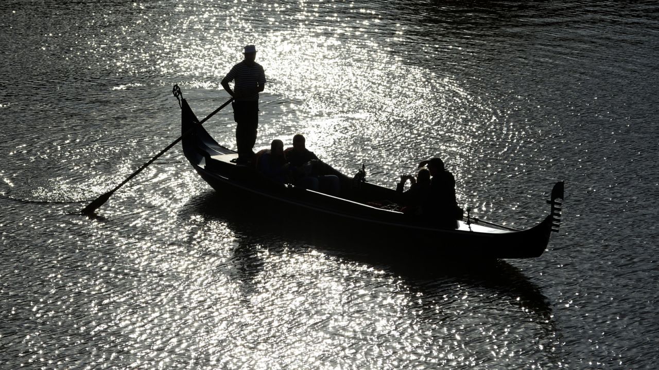Gondolas aren't just for Venice. You can take in the sights from the river in Puerto Madero. Rides last 30 minutes. 