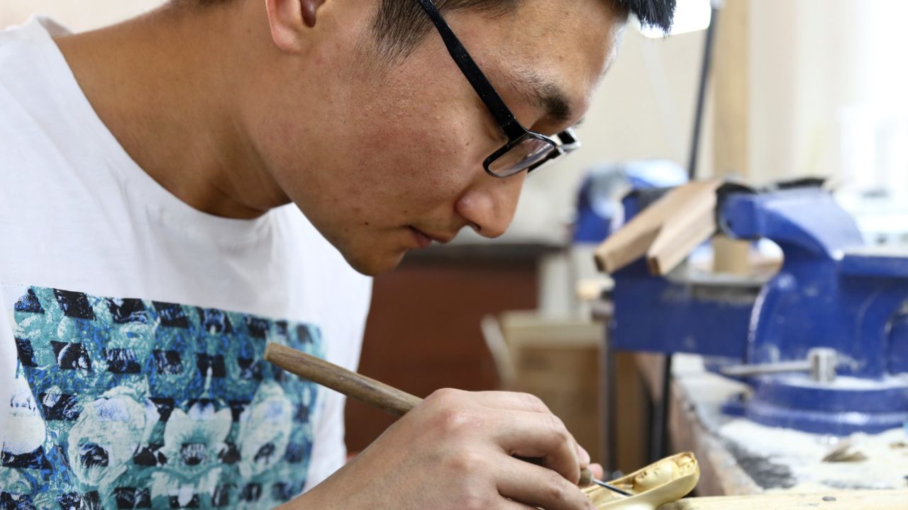 beijing ivory carvers 3