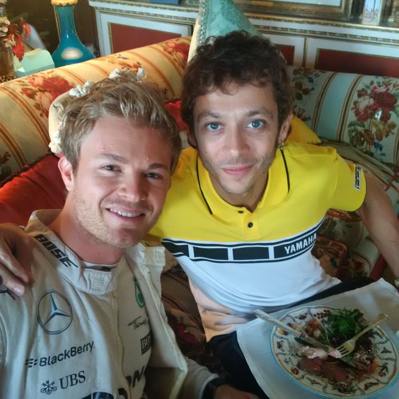 Mercedes teammate Nico Rosberg managed to find another star from the world of motorsport, multiple MotoGP champion Valentino Rossi, for a selfie. Rosberg adds: "I really love the Goodwood Festival of Speed because I very much like old-timers. I was sitting in the library when Valentino joined me and we ate lunch together. We get along very well and it is rare to have time to chat in a relaxed atmosphere."<br />