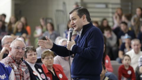 Cruz speaks earlier in the day at the Green County Community Center in Jefferson, Iowa.