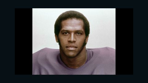 Former Minnesota Vikings linebacker Fred McNeill died in November 2015 due to complications from ALS. However, an autopsy confirmed that he suffered from CTE. What makes <a href=