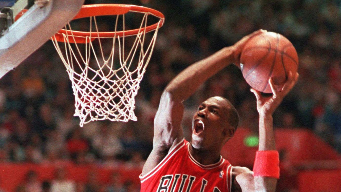 <strong>Michael Jordan (1987):</strong> Jordan was injured in 1986, but he returned one year later to take home the crown and show everyone why he was nicknamed "Air Jordan." He capped his performance with a jump from the free-throw line, a dunk made famous years earlier by Dr. J. This time, it was Wilkins who was out because of injury. But the two would meet again in 1988 ...