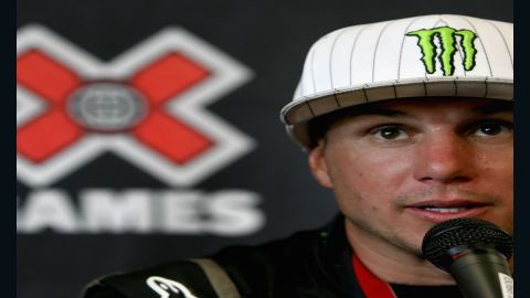 BMX star Dave Mirra, who was found dead of a self-inflicted gunshot in February, <a href=