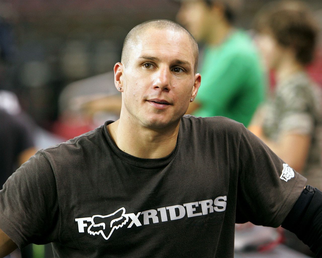 <a href="http://www.cnn.com/2016/02/05/us/dave-mirra-dies/" target="_blank">Dave Mirra</a>, whose dazzling aerial flips and tricks made him a legend in freestyle BMX, died February 4 of an apparent self-inflicted gunshot wound, police in North Carolina said. He was 41.