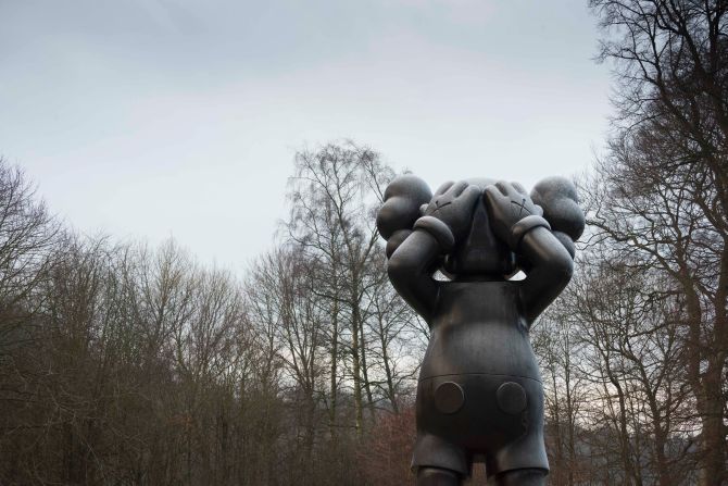 In 2016, KAWS <a href="index.php?page=&url=https%3A%2F%2Fedition.cnn.com%2Fstyle%2Farticle%2Fkaws-yorkshire-sculpture-park%2Findex.html" target="_blank">took over</a> the UK's Yorkshire Sculpture Park, an open-air gallery, with his large-scale sculptures. 