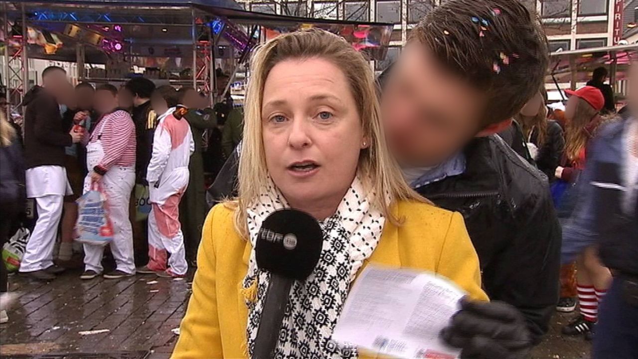 As Esmeralda Labye delivered her live report for RTBF, one man kissed her on the neck.