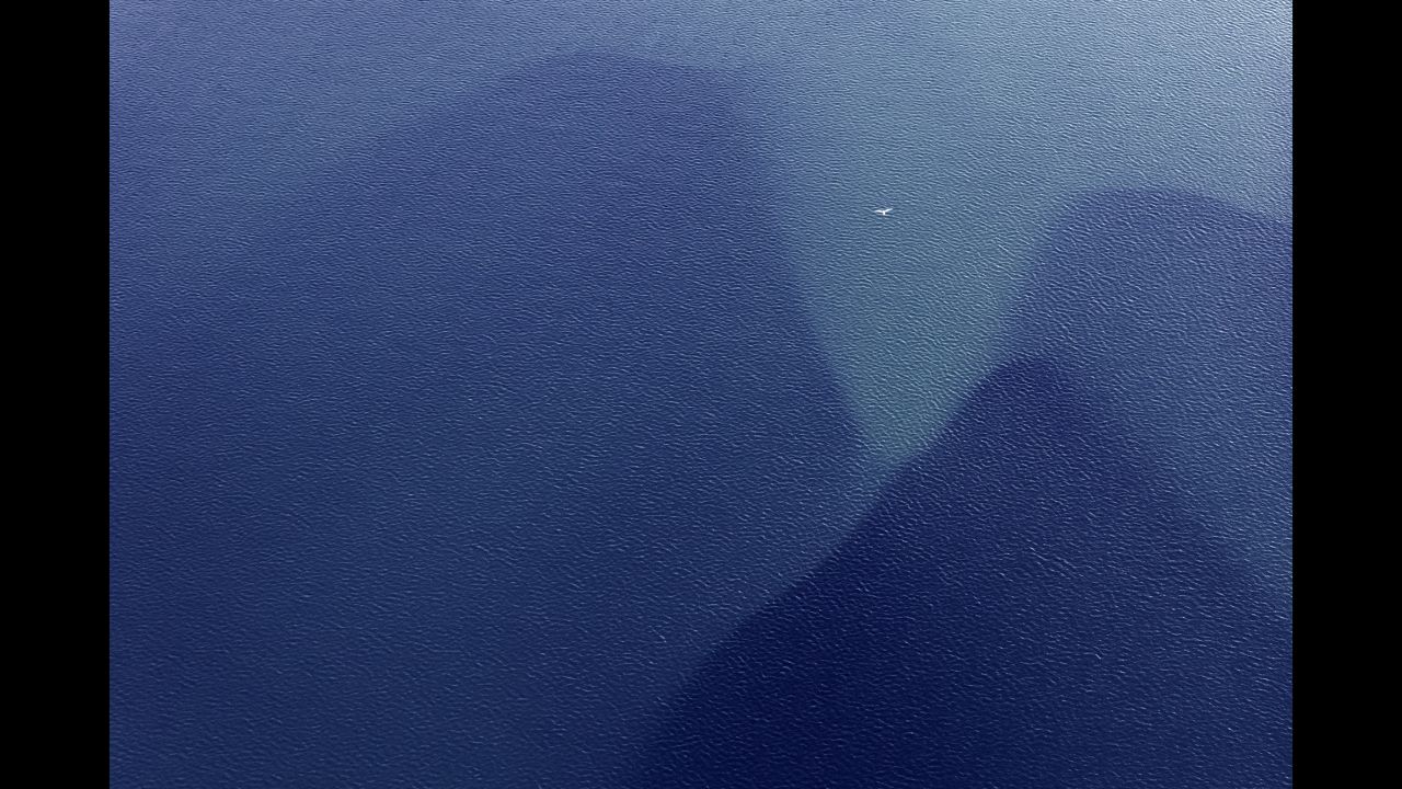 Seckler's Iceland aerials will be exhibited at the <a href="http://www.robinricegallery.com/next-exhibition/index.shtml" target="_blank" target="_blank">Robin Rice Gallery</a> in Manhattan from March 16 through May 8.