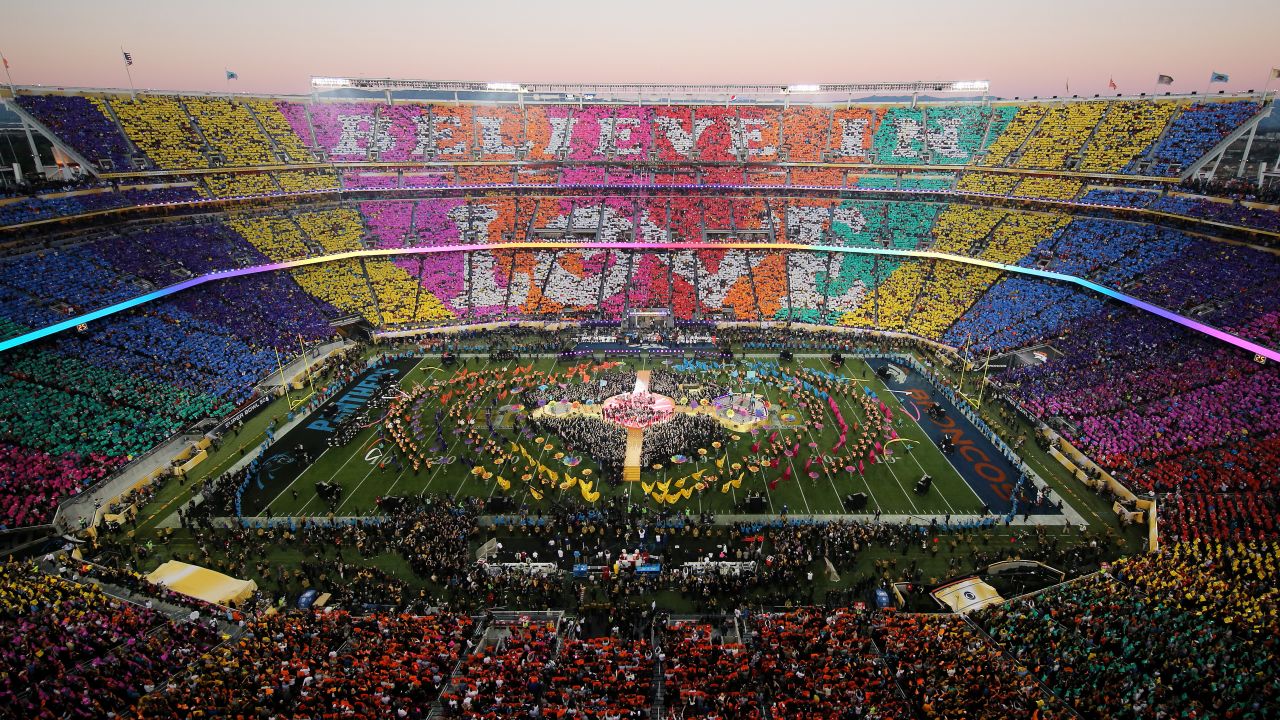 Super Bowl halftime show 2016: Coldplay, Bruno and Beyonce bring the love |  CNN