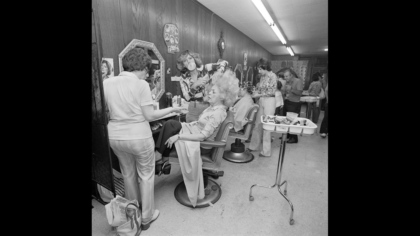 Meisler's mom gets her hair teased at a salon in North Massapequa in June 1979.