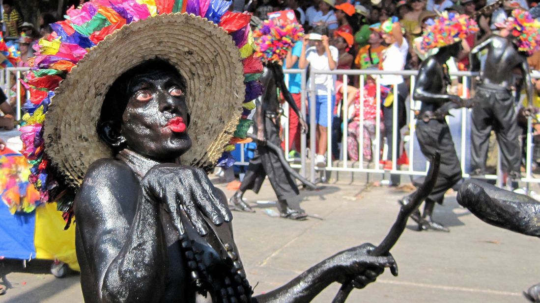 One of the more controversial characters of the Carnaval is the "Son de Negro,"  a figure of liberation, according to local tradition.