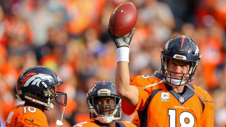 During a game in November, Manning acknowledges the Denver crowd after he set a new NFL record for career passing yards. Favre held the previous record (71,838).