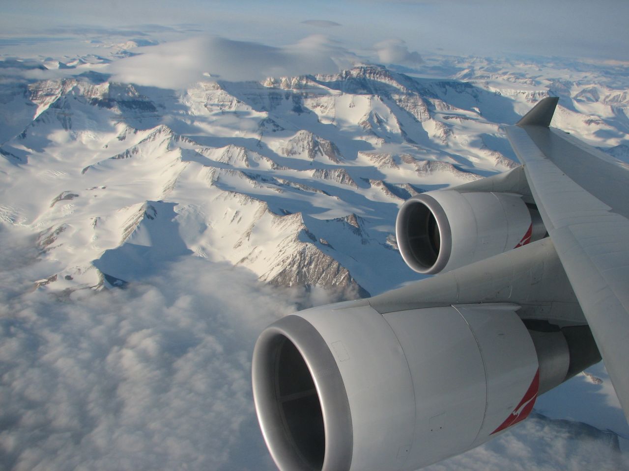 <a href="http://www.antarcticaflights.com.au/" target="_blank" target="_blank">Antarctica Flights</a> is chartering a Qantas 747 from Melbourne on February 14th for a special flight over pristine landscapes, icebergs and glaciers.