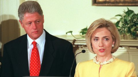 Hillary Clinton The Truth About Her Relationship With Bill Beyond Her Age - 3s7zeew
