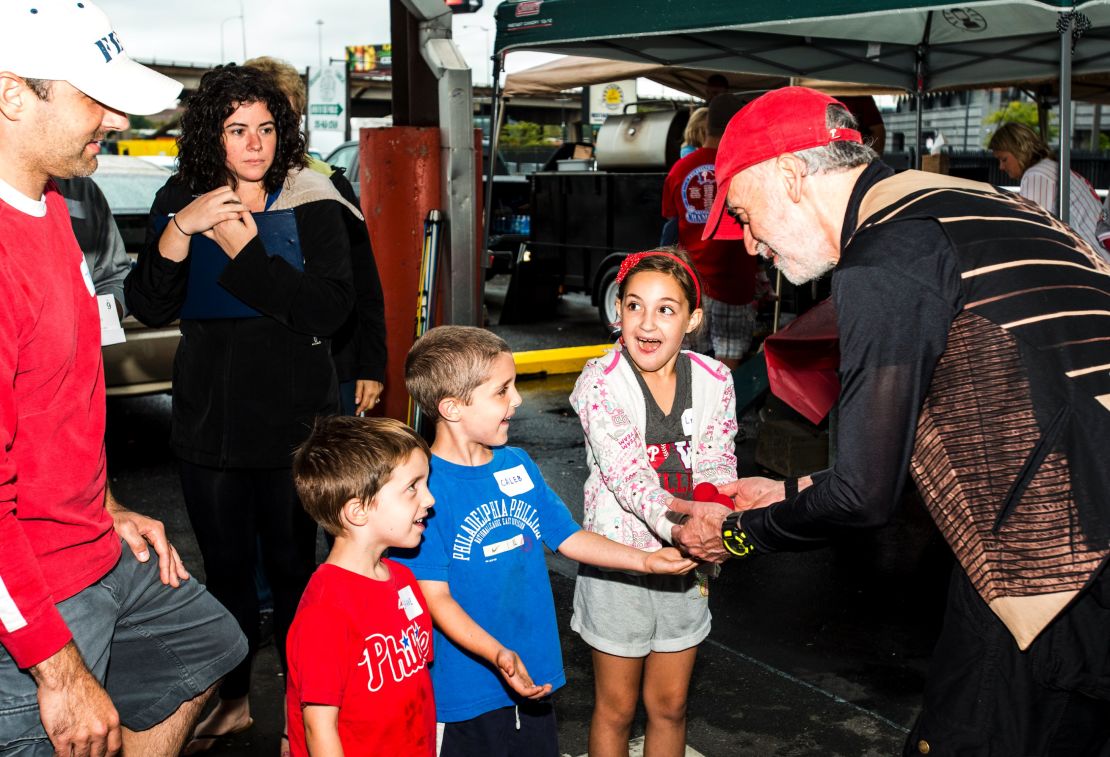 Horn performs magic at a corporate tailgate party before a Philadelphia Phillies game in 2014.