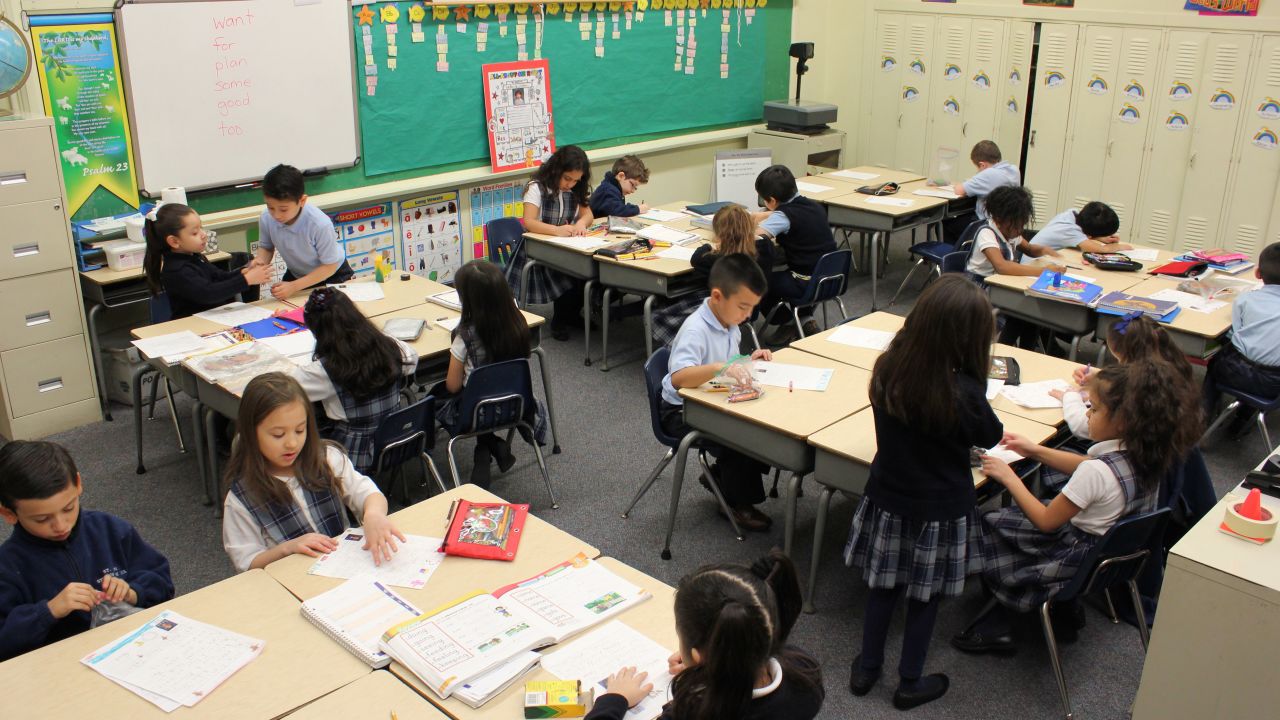 CNN's Rosa Flores collected dozens of letters from students at St. Mary Star of the Sea School and St. Joseph High School in Chicago. The students shared their hopes and questions for the Pope. Flores gave the letters to the Pope while on the papal plane en route to Mexico. The pontiff is in the country from February 12 to February 17.