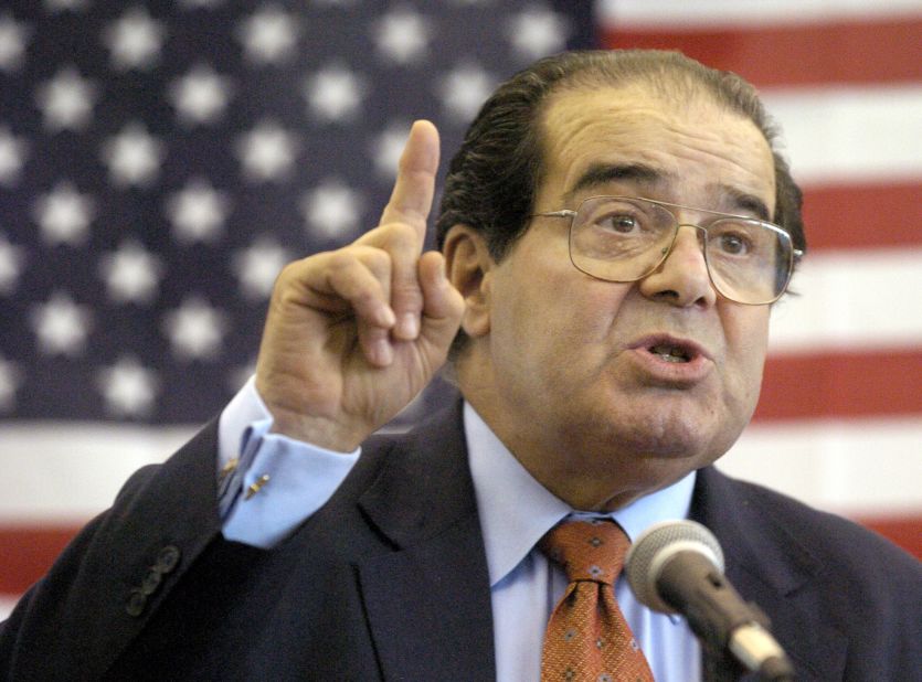 Scalia speaks to Presbyterian Christian High School students in Hattiesburg, Mississippi, April 7, 2004. 