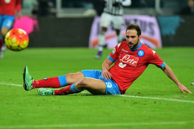 Gonzalo Higuain came close for Napoli in the first half but was denied by a last ditch intervention from Juve defender, Leonardo Bonucci.
