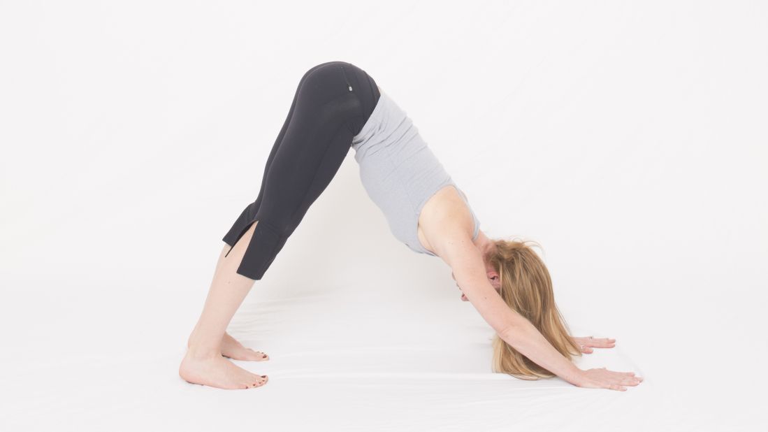 Swing like Spieth: 3 yoga moves to improve your golf game