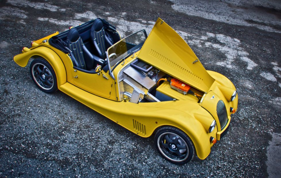 "We wanted to see how much fun you can have in an electric sports car, so we have built one to help us find out," explain Morgan operations director Steve Morris on the famous car company's website.