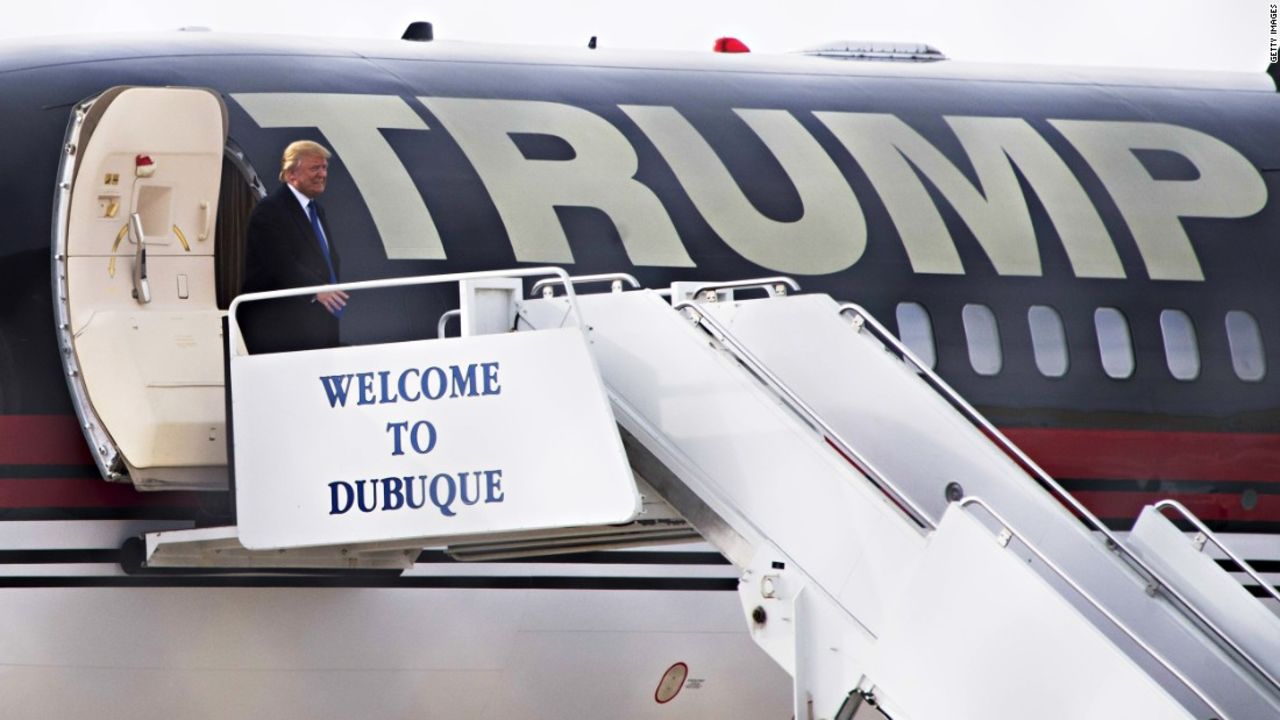Donald Trump Exiting his Boeing 757 plane
