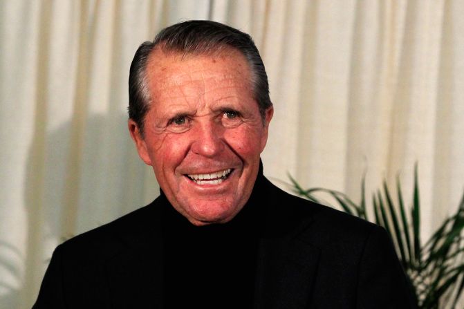 <strong>9: </strong>Gary Player<br /><br /><strong>2015 Earnings:</strong> $19M<br /><br /><strong>Retired:</strong> 2009