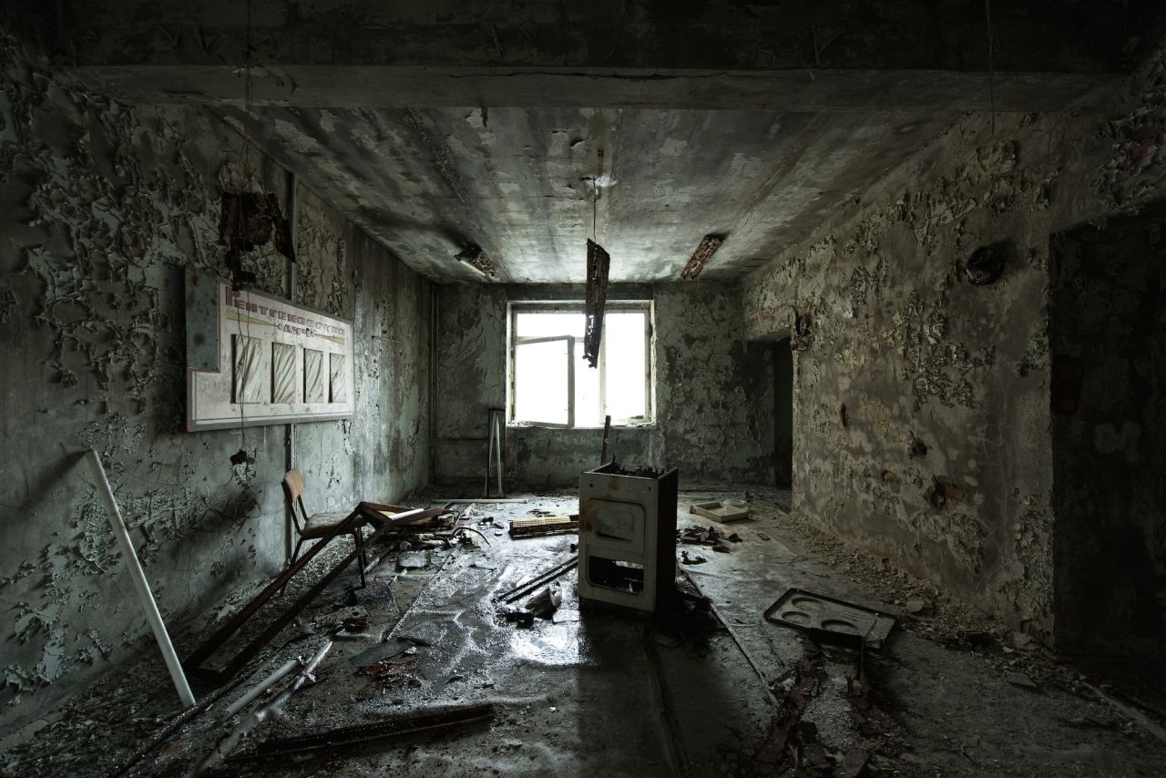 "The oven appears to have exploded in the center of the room and destroyed everything around it," said De Rueda of the derelict Pripyat Hospital. 