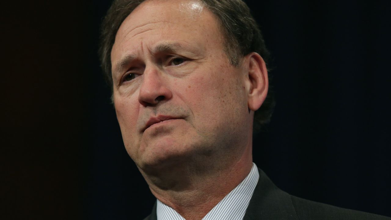 US Supreme Court Associate Justice Samuel Alito speaks during the Georgetown University Law Center's third annual Dean's Lecture to the Graduating Class in the Hart Auditorium in McDonough Hall February 23, 2016 in Washington, DC. 