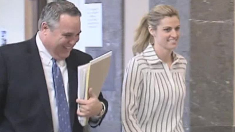 Erin Andrews sues hotel over stalker videos