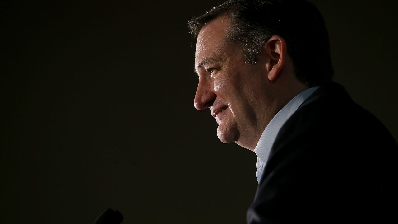 Republican presidential candidate U.S. Sen Ted Cruz (R-TX) speaks during his caucus night gathering at the Bill and Lillie Heinrich YMCA on February 23, 2016 in Las Vegas, Nevada.