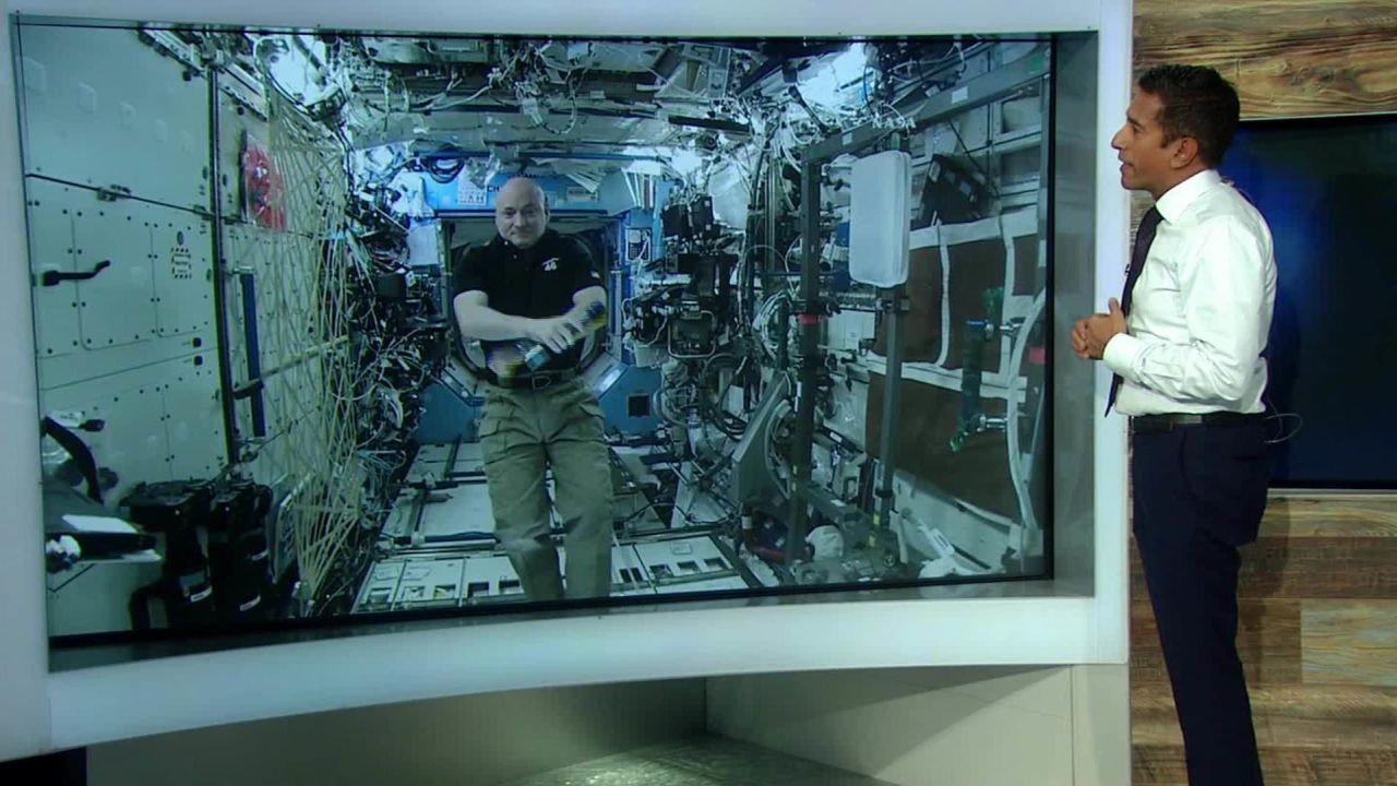 Dr. Sanjay Gupta interviews Scott Kelly aboard the ISS.