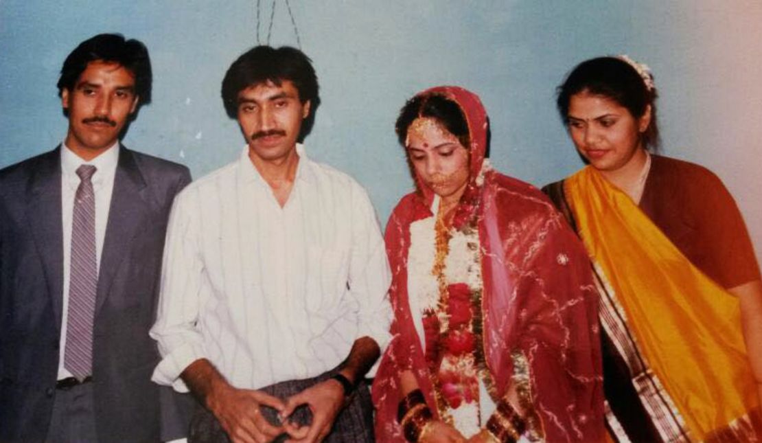 Alisha Haridasani's parents on their wedding day in 1987.