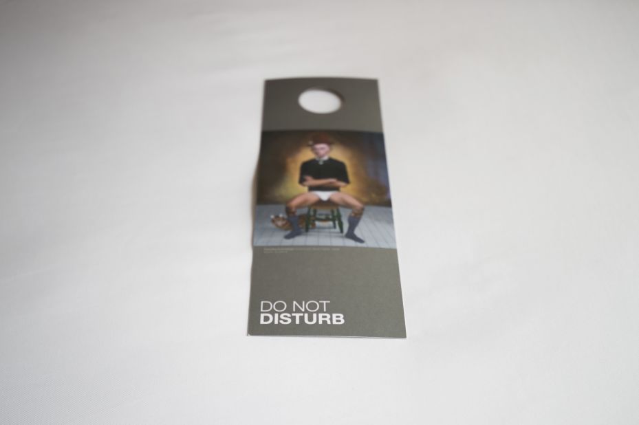 Do Not Disturb Door Hanger Sign, 2 Pack (Black and White) for Office,  Hotel, Home, Clinic, Therapy