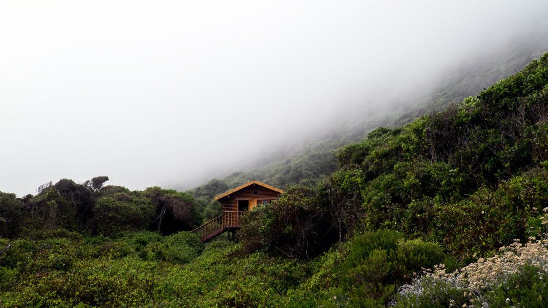 The accommodation huts all have grand views over the Indian Ocean coastline.