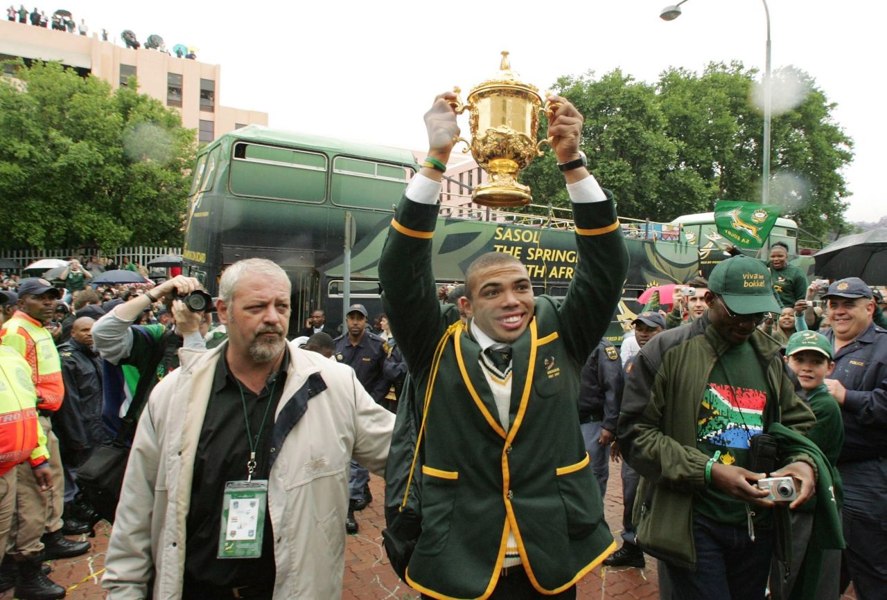 Habana helped South Africa win the 2007 World Cup in France. The Springboks defeated defending champion England in the final.