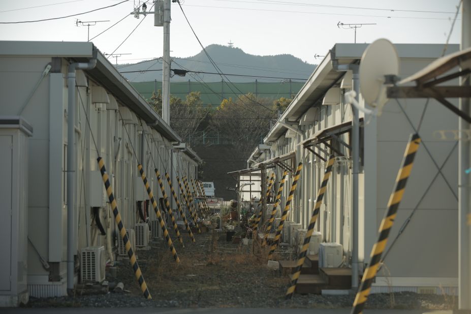 Two thirds of the temporary housing residents left for elsewhere to start a new life, unable to return to their former towns.