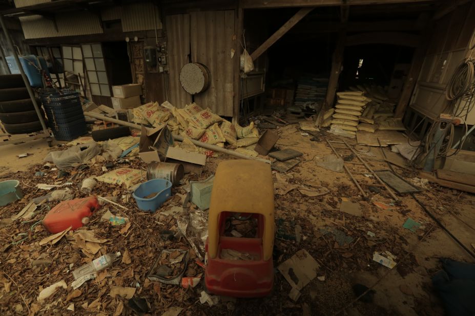 Inside the Fukushima exclusion zone, towns once full of people have been abandoned, some still showing signs of the frantic evacuation process that followed the disaster. 