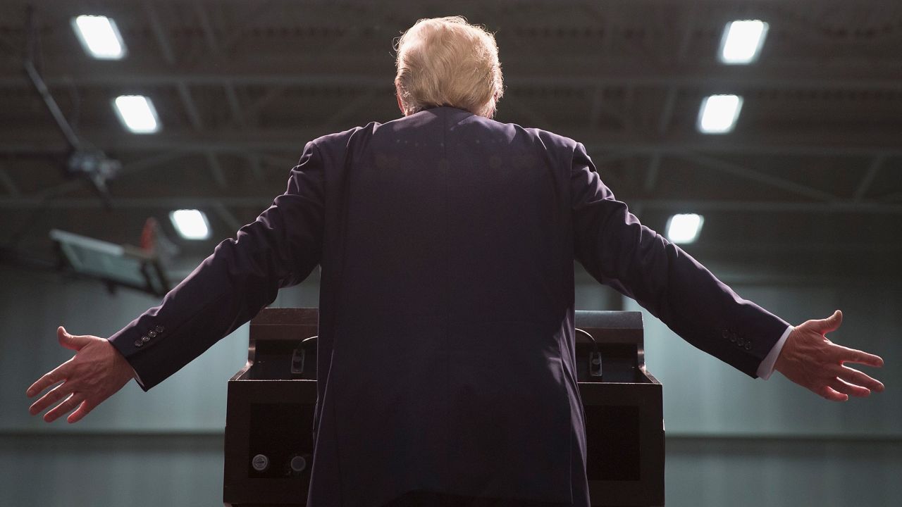 WARREN, MI - MARCH 04:  Republican presidential candidate Donald Trump speaks to guests during a rally at Macomb Community College on March 4, 2016 in Warren, Michigan. Voters in Michigan will go to the polls March 8 for the State's primary.  (Photo by Scott Olson/Getty Images)