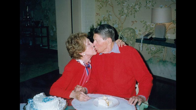 In November 1994 Reagan announced he had been diagnosed with Alzheimer's disease. He then faded from public view and was rarely seen outside his home. In 2000, the Reagans celebrated the former president's 89th birthday and released this photo.