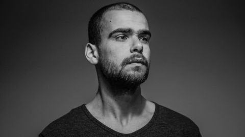 Photographer Mario Cruz