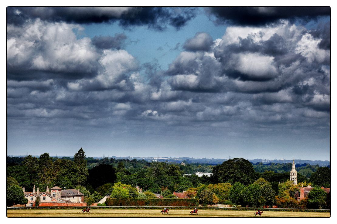 Newmarket Heath is the epicenter of flat racing in England.