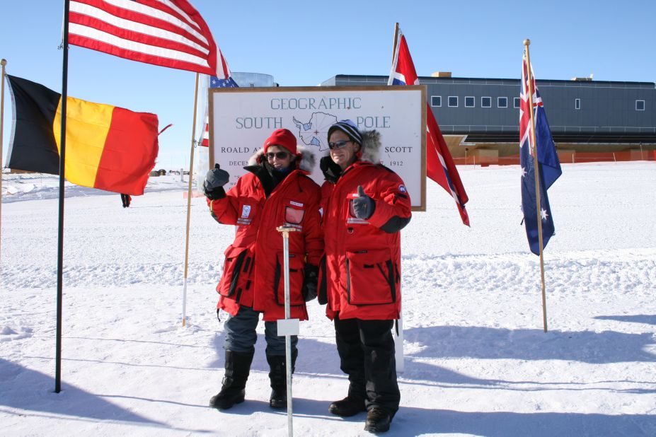 Jennifer Murray and Colin Bodill circumnavigated the world via the North and South Poles in 170 days, 22 hours and 47 minutes by helicopter. The journey started and finished in Fort Worth, Texas, and was completed in May 2007. 